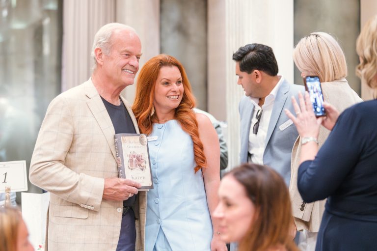 Why the World’s Most Accomplished Leaders Write Books